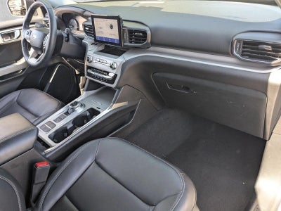 2023 Ford Explorer XLT RWD
