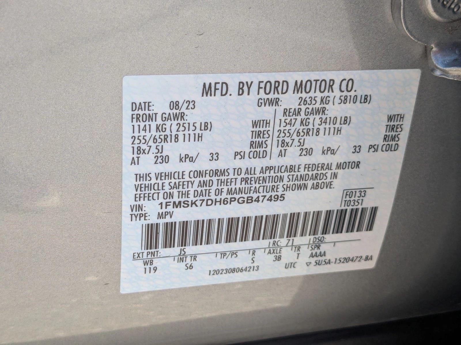 2023 Ford Explorer XLT RWD