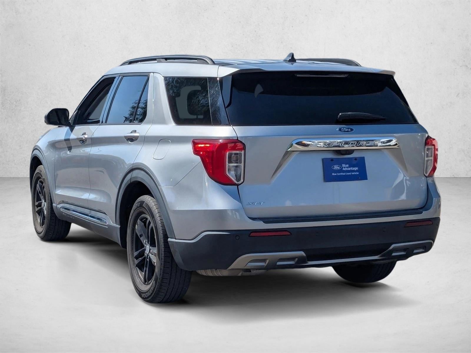 2023 Ford Explorer XLT RWD