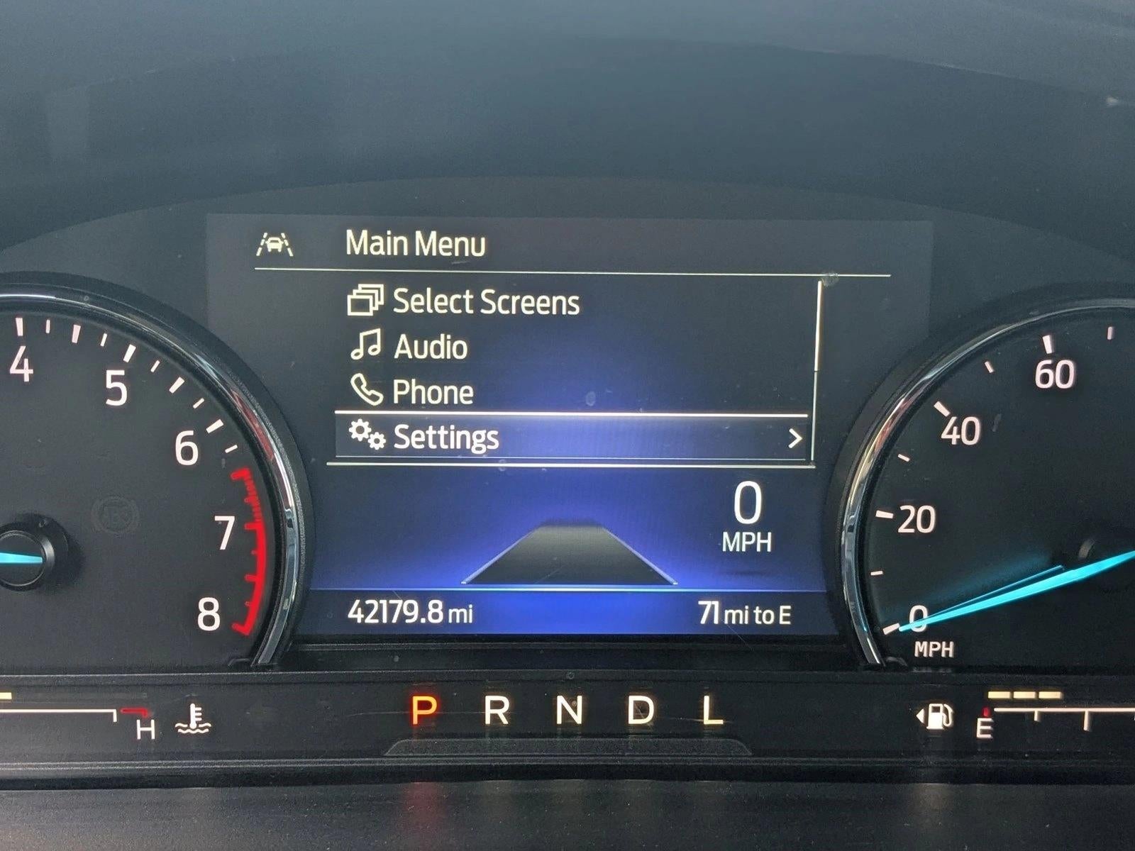 2022 Ford Explorer XLT RWD