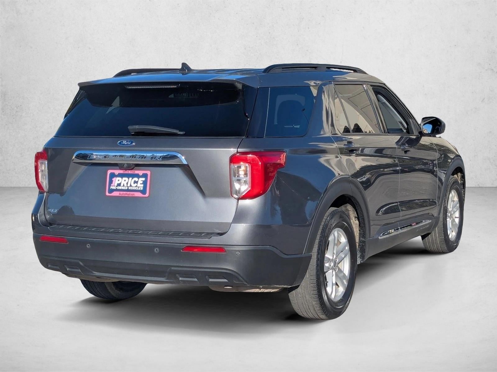 2022 Ford Explorer XLT RWD