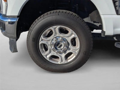 2024 Ford Super Duty F-250 SRW XLT 4WD Crew Cab 6.75' Box