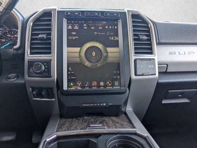 2018 Ford Super Duty F-250 SRW LARIAT 4WD Crew Cab 6.75' Box