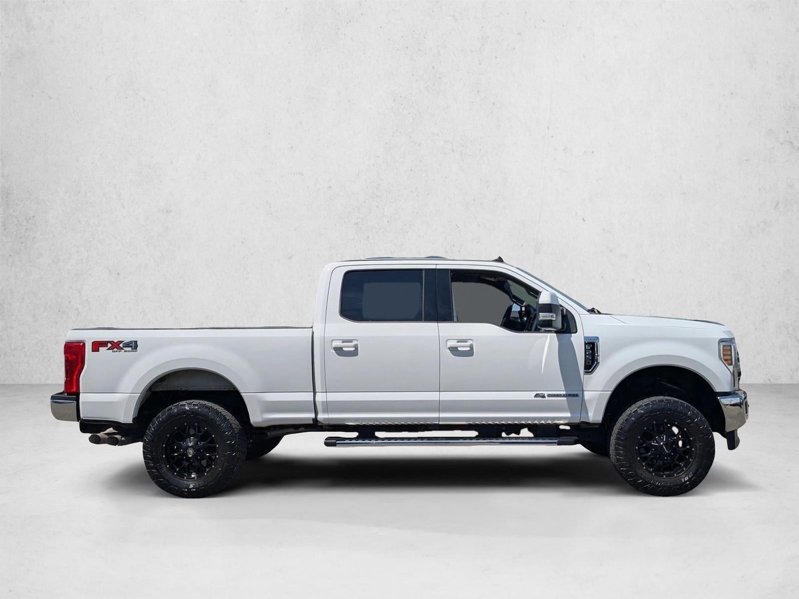2019 Ford Super Duty F-250 SRW LARIAT 4WD Crew Cab 6.75' Box