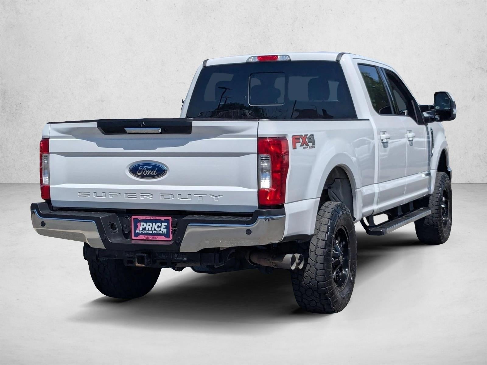 2019 Ford Super Duty F-250 SRW LARIAT 4WD Crew Cab 6.75' Box