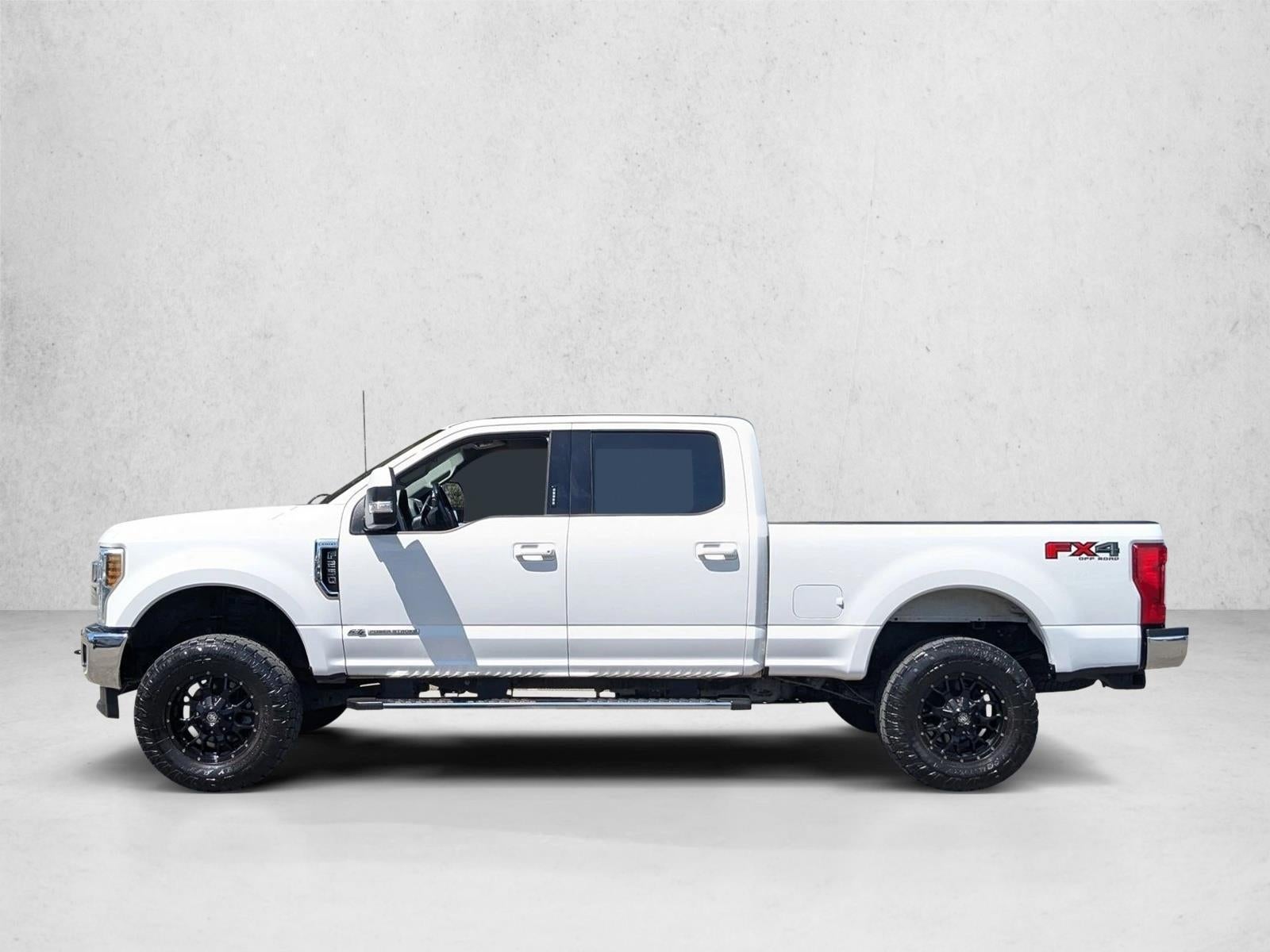 2019 Ford Super Duty F-250 SRW LARIAT 4WD Crew Cab 6.75' Box