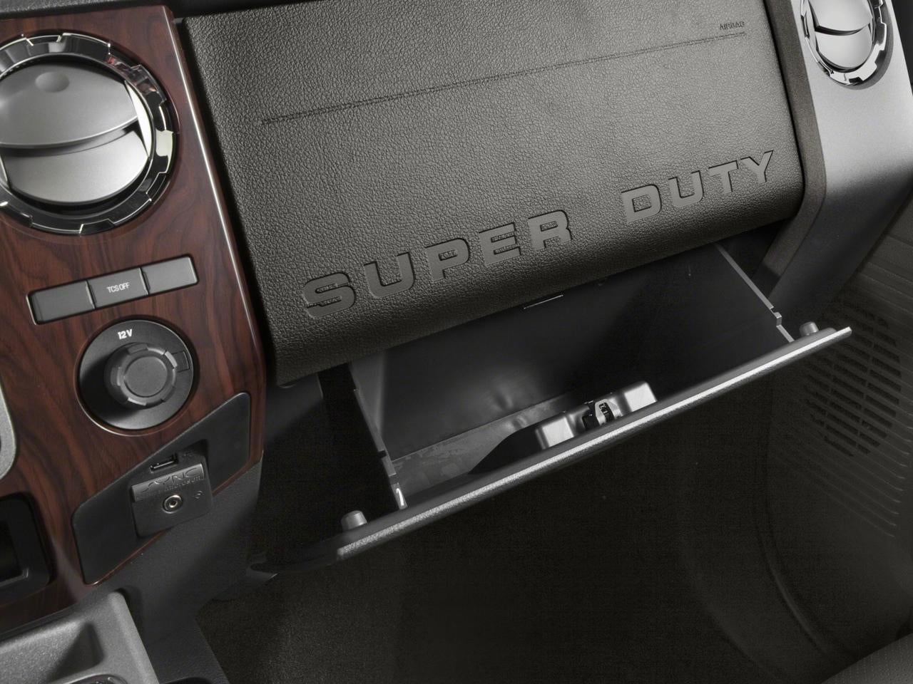 2016 Ford Super Duty F-450 DRW 4WD Crew Cab 8 Ft Box XLT