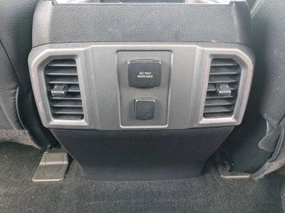 2015 Ford F-150 4WD SuperCrew 5-1/2 Ft Box XLT