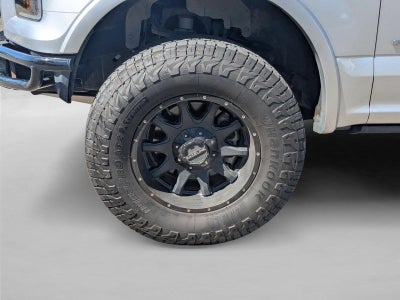 2015 Ford F-150 4WD SuperCrew 5-1/2 Ft Box XLT