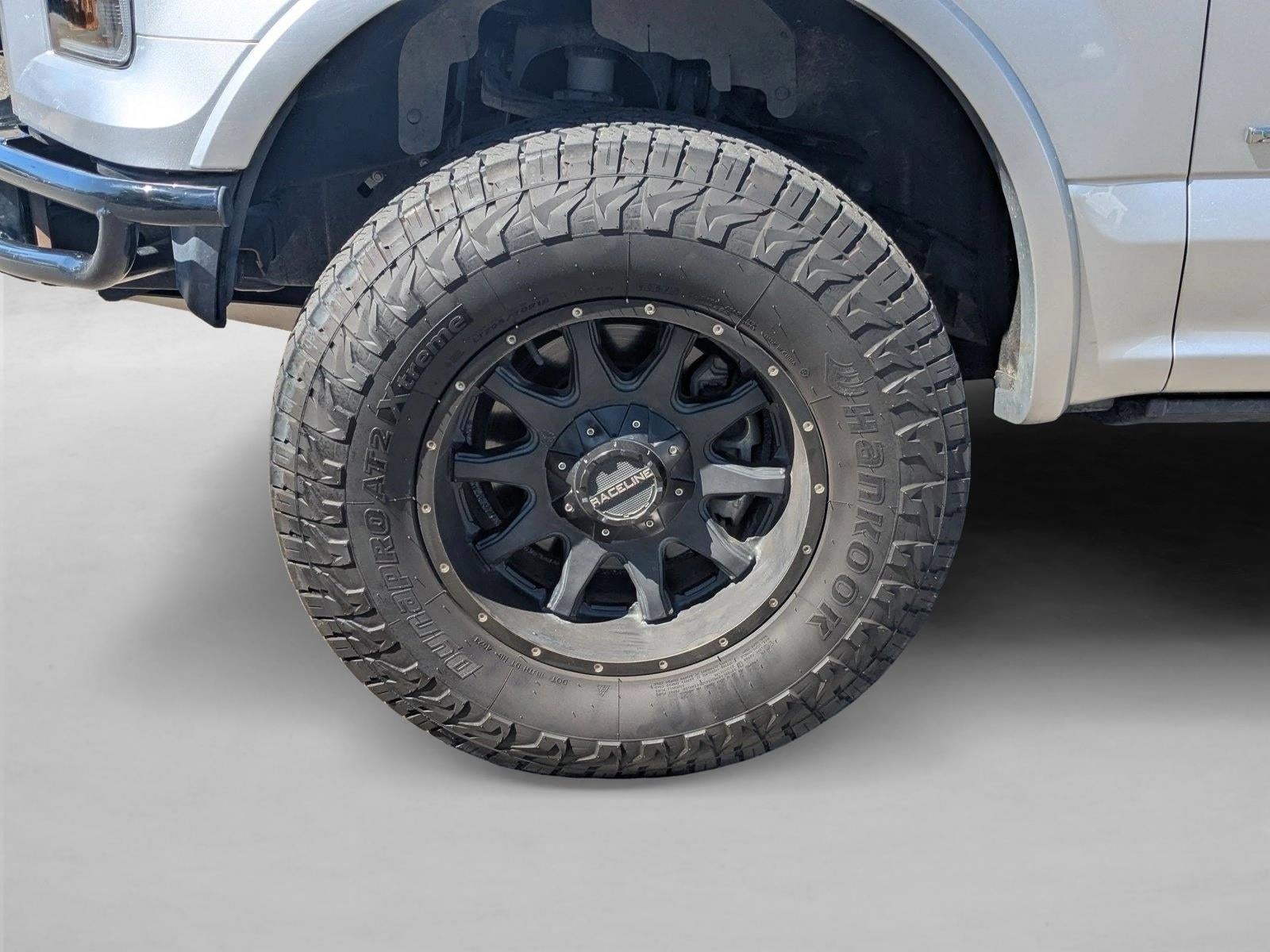 2015 Ford F-150 4WD SuperCrew 5-1/2 Ft Box XLT