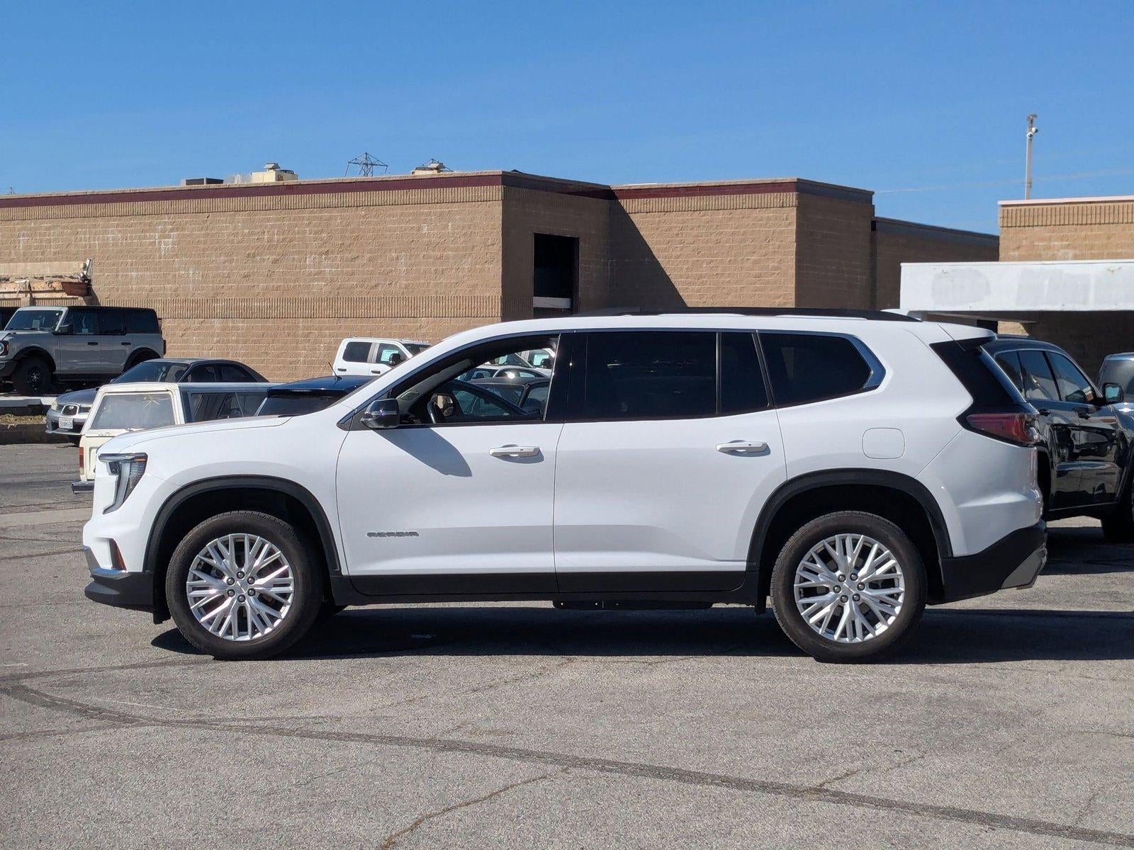 2024 GMC Acadia FWD Elevation