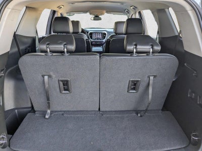 2023 GMC Acadia AWD SLT