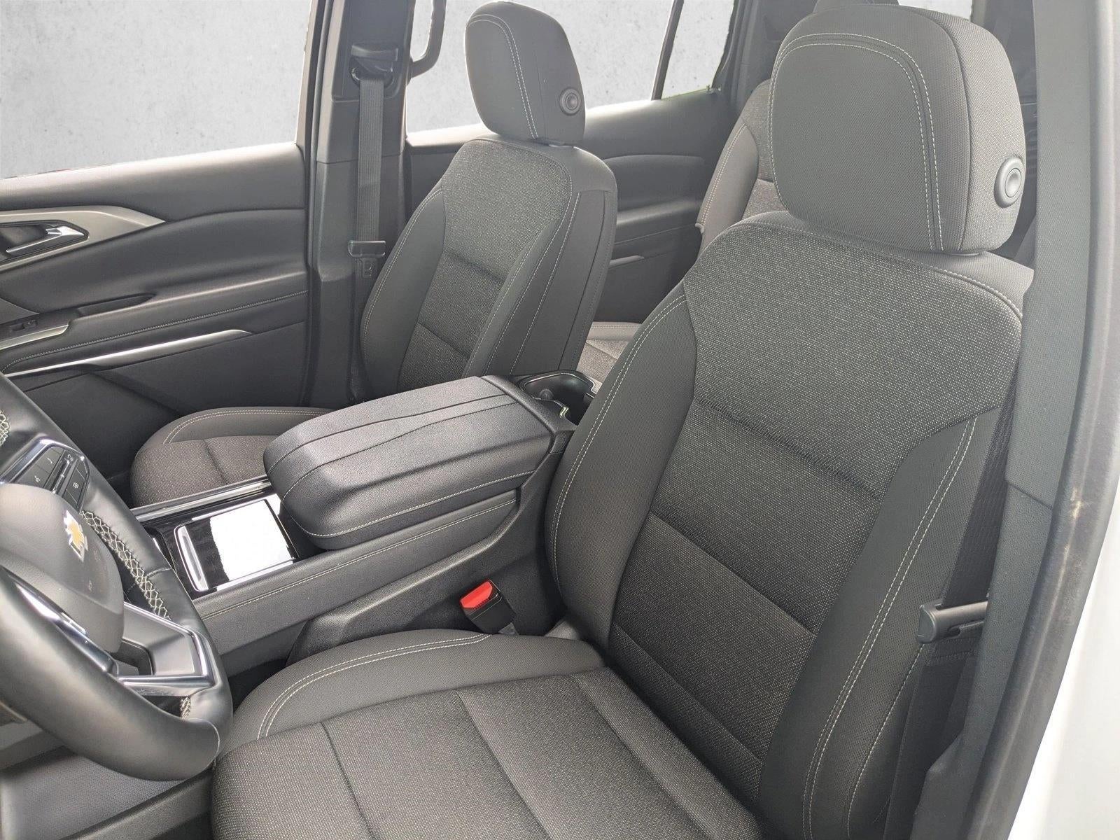 2024 Chevrolet Traverse LT w/2LT