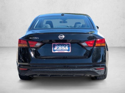 2025 Nissan Altima SV FWD
