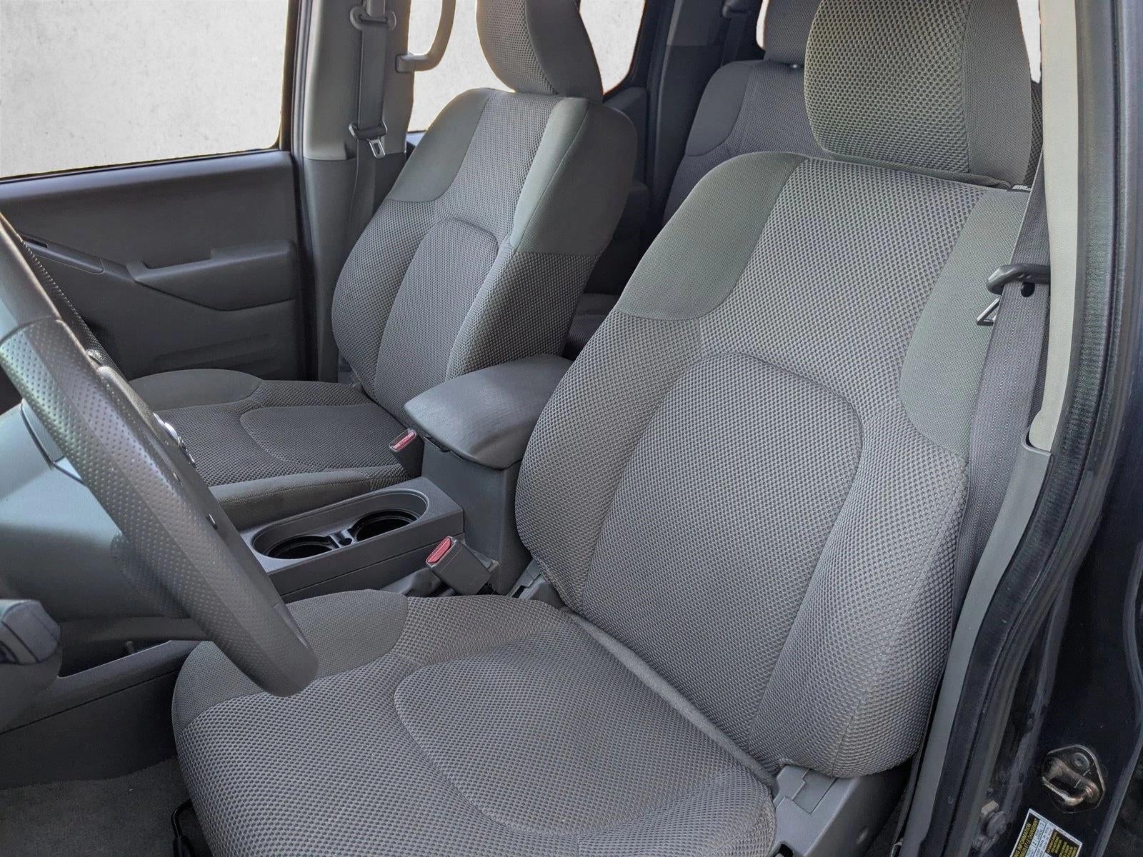 2016 Nissan Frontier 2WD Crew Cab SWB Auto SV