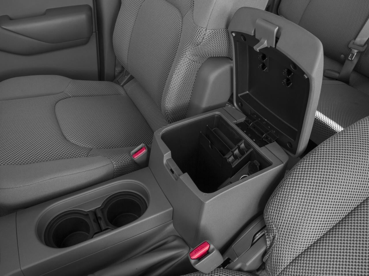 2016 Nissan Frontier 2WD Crew Cab SWB Auto SV