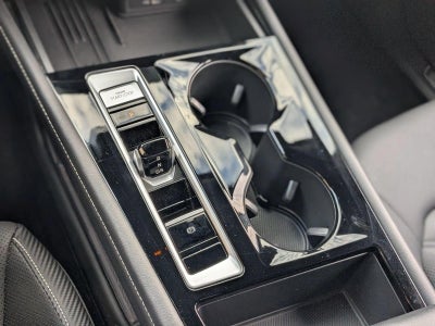 2025 Volkswagen Atlas Cross Sport 2.0T SE w/Technology FWD