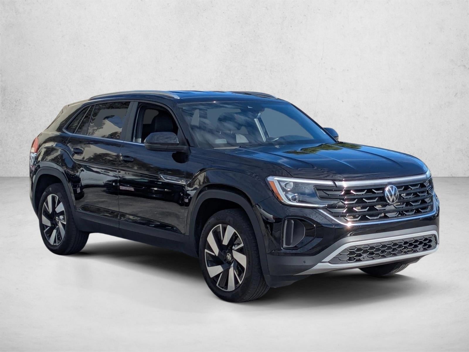 2025 Volkswagen Atlas Cross Sport 2.0T SE w/Technology FWD