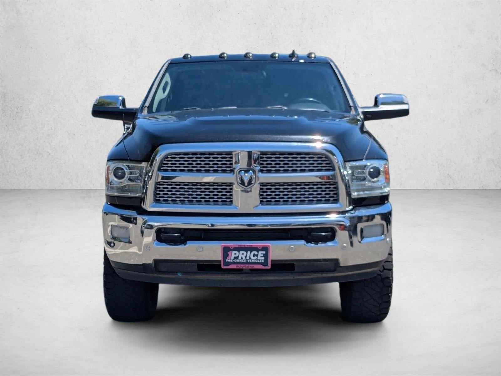 2017 RAM 2500 Laramie 4x4 Crew Cab 6'4" Box