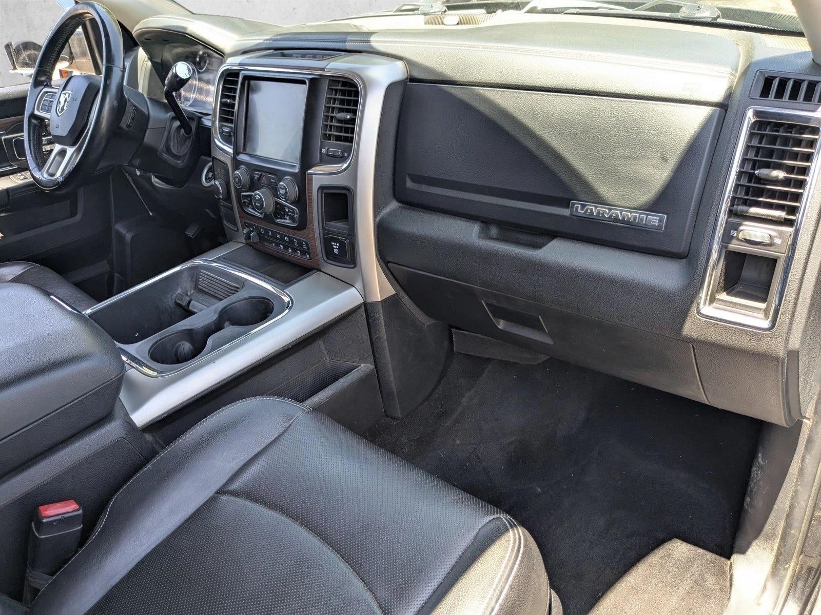 2017 RAM 2500 Laramie 4x4 Crew Cab 6'4" Box