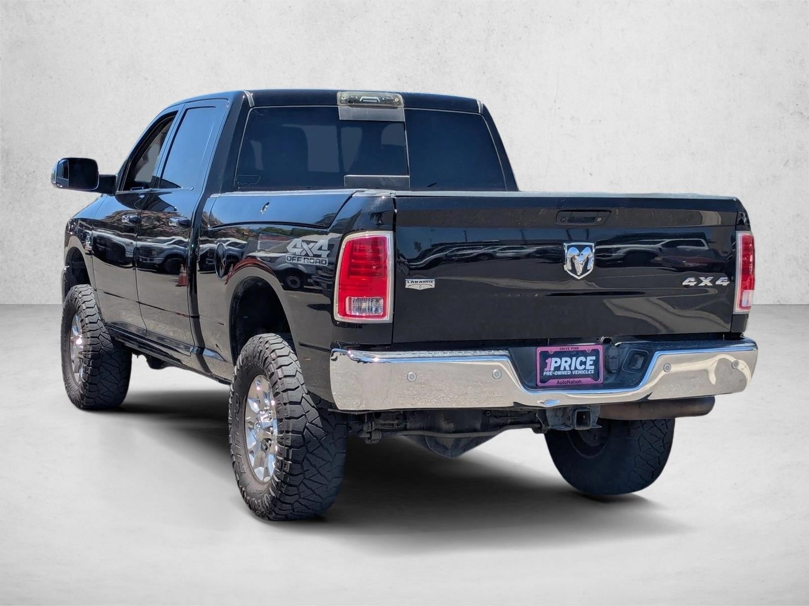 2017 RAM 2500 Laramie 4x4 Crew Cab 6'4" Box