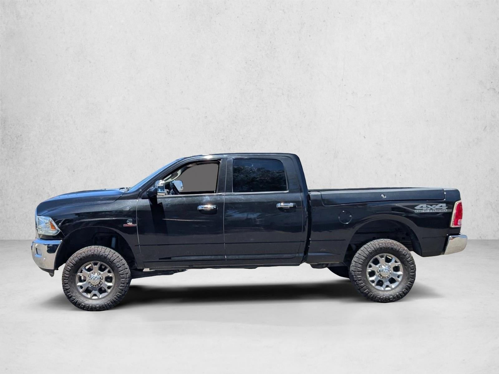 2017 RAM 2500 Laramie 4x4 Crew Cab 6'4" Box