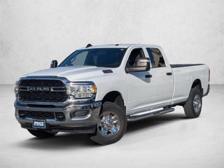 2023 RAM 2500 Tradesman 4x4 Crew Cab 8' Box