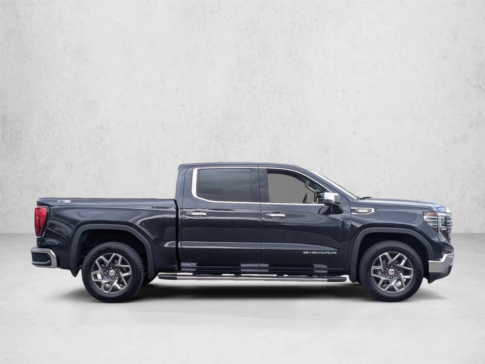 2023 GMC Sierra 1500 Crew Cab Short Box 4-Wheel Drive SLT