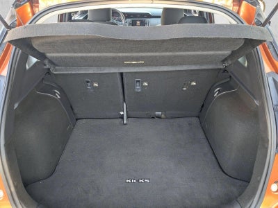 2020 Nissan Kicks SV FWD