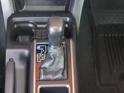 2020 Toyota Tacoma 2WD 2WD SR5 Double Cab 5' Bed V6 AT (Natl)