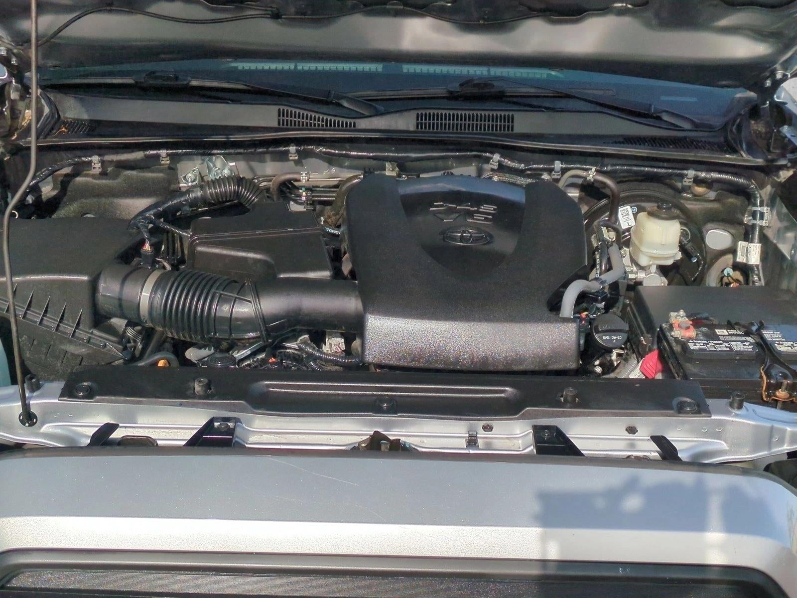 2020 Toyota Tacoma 2WD 2WD SR5 Double Cab 5' Bed V6 AT (Natl)