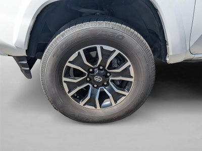2022 Toyota Tacoma 4WD 4WD TRD Sport Double Cab 5' Bed V6 AT (Natl)