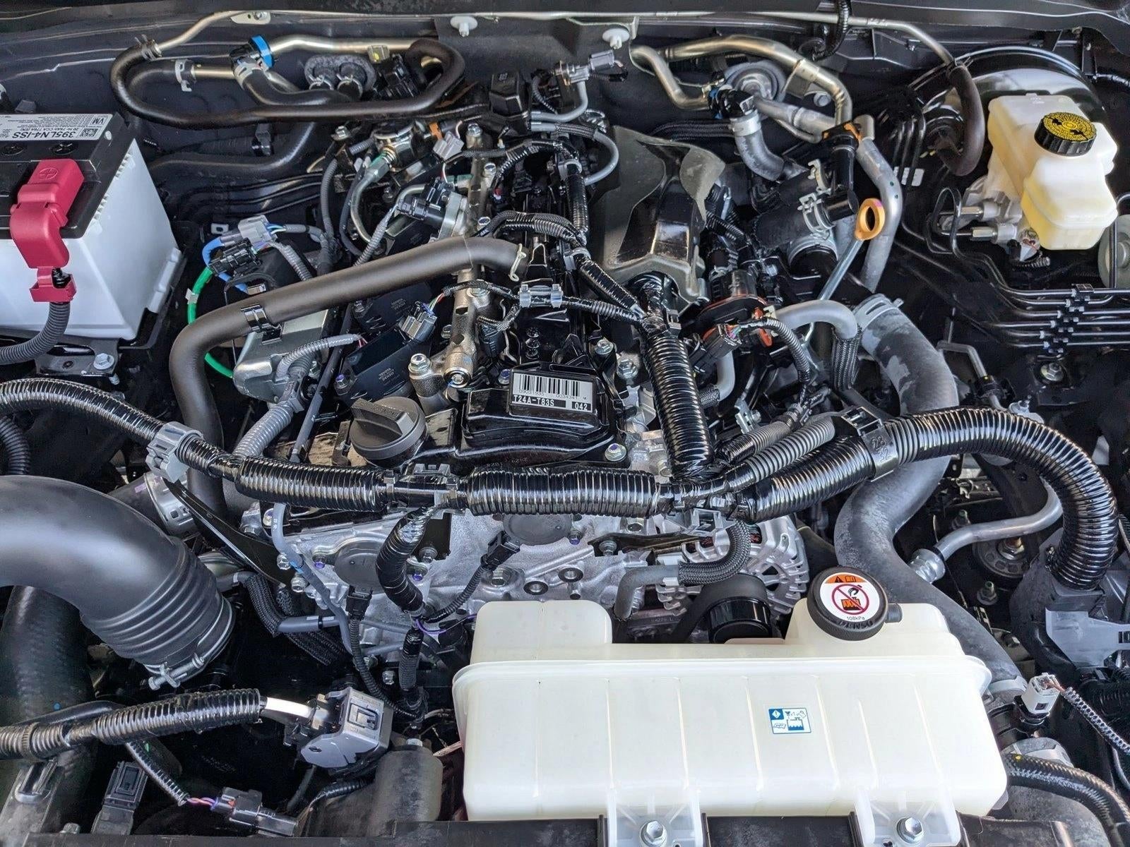 2024 Toyota Tacoma 2WD 2WD SR5 Double Cab 6' Bed AT (Natl)