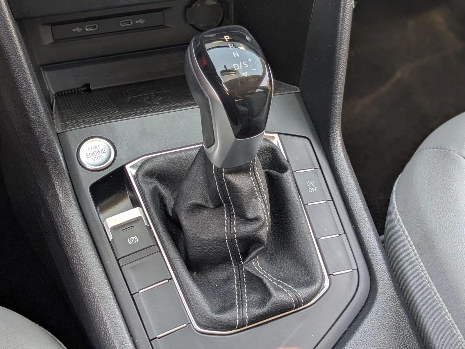 2022 Volkswagen Taos SE FWD