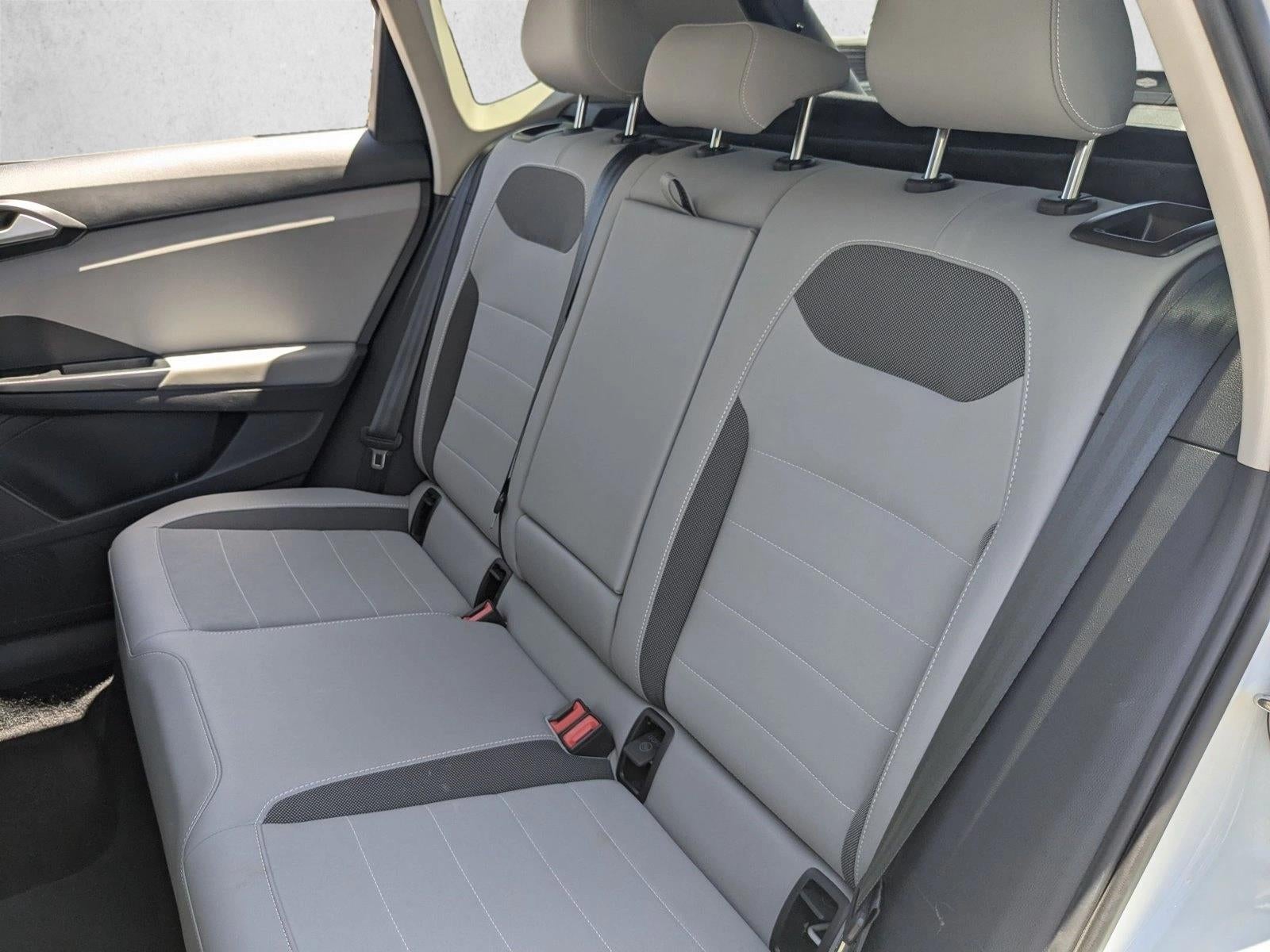 2022 Volkswagen Taos SE FWD
