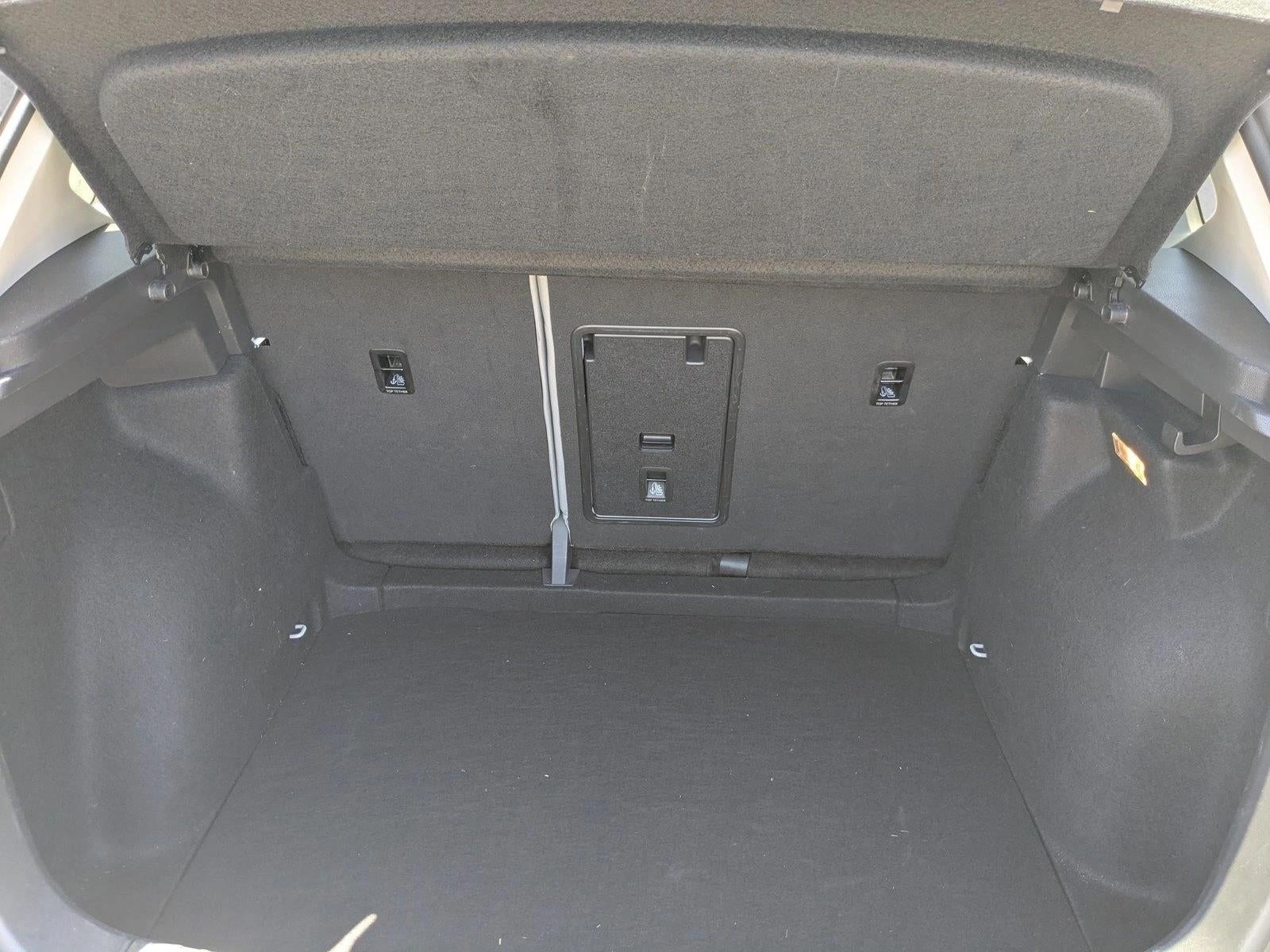2022 Volkswagen Taos SE FWD