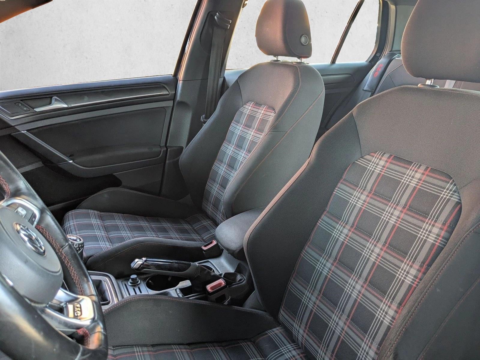 2018 Volkswagen Golf GTI 2.0T SE Manual