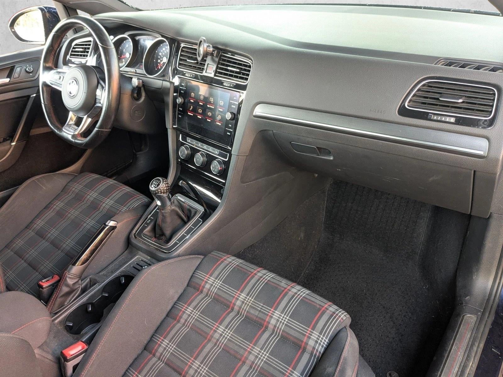 2018 Volkswagen Golf GTI 2.0T SE Manual