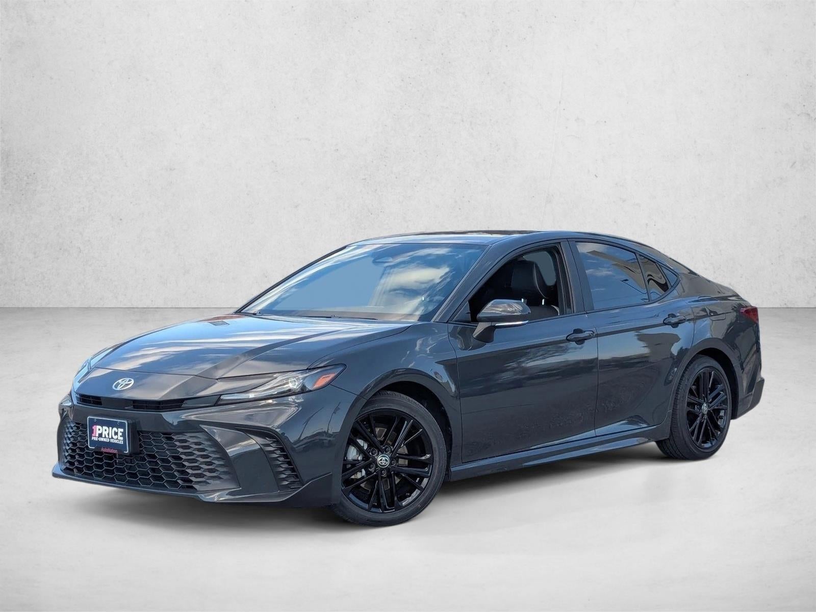 2025 Toyota Camry SE (Natl)