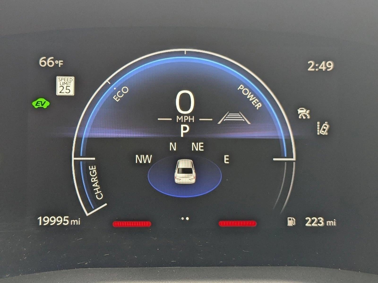 2025 Toyota Camry SE (Natl)