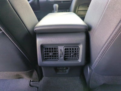 2025 Toyota Camry SE (Natl)