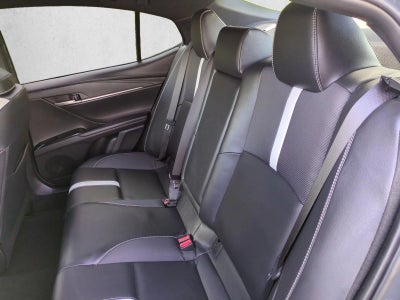 2025 Toyota Camry SE (Natl)