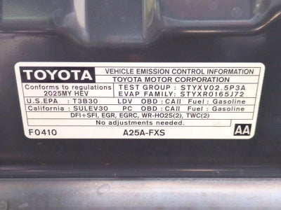 2025 Toyota Camry SE (Natl)