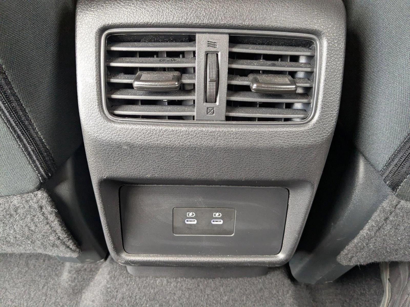 2025 Nissan Rogue AWD SV