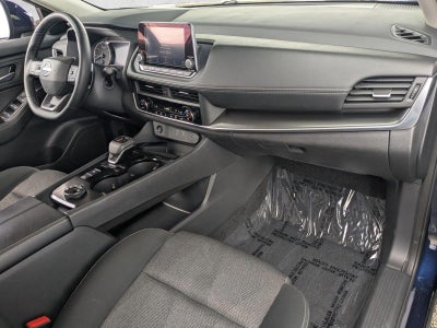 2025 Nissan Rogue AWD SV