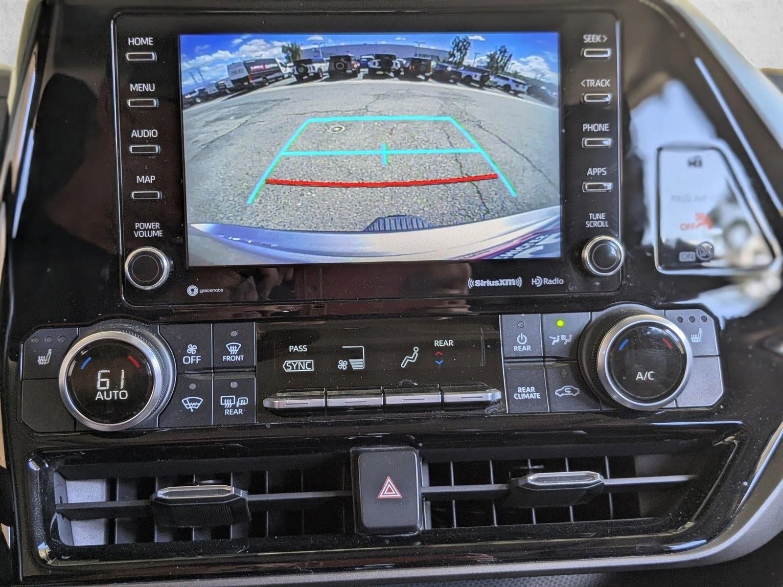2020 Toyota Highlander XLE FWD (Natl)