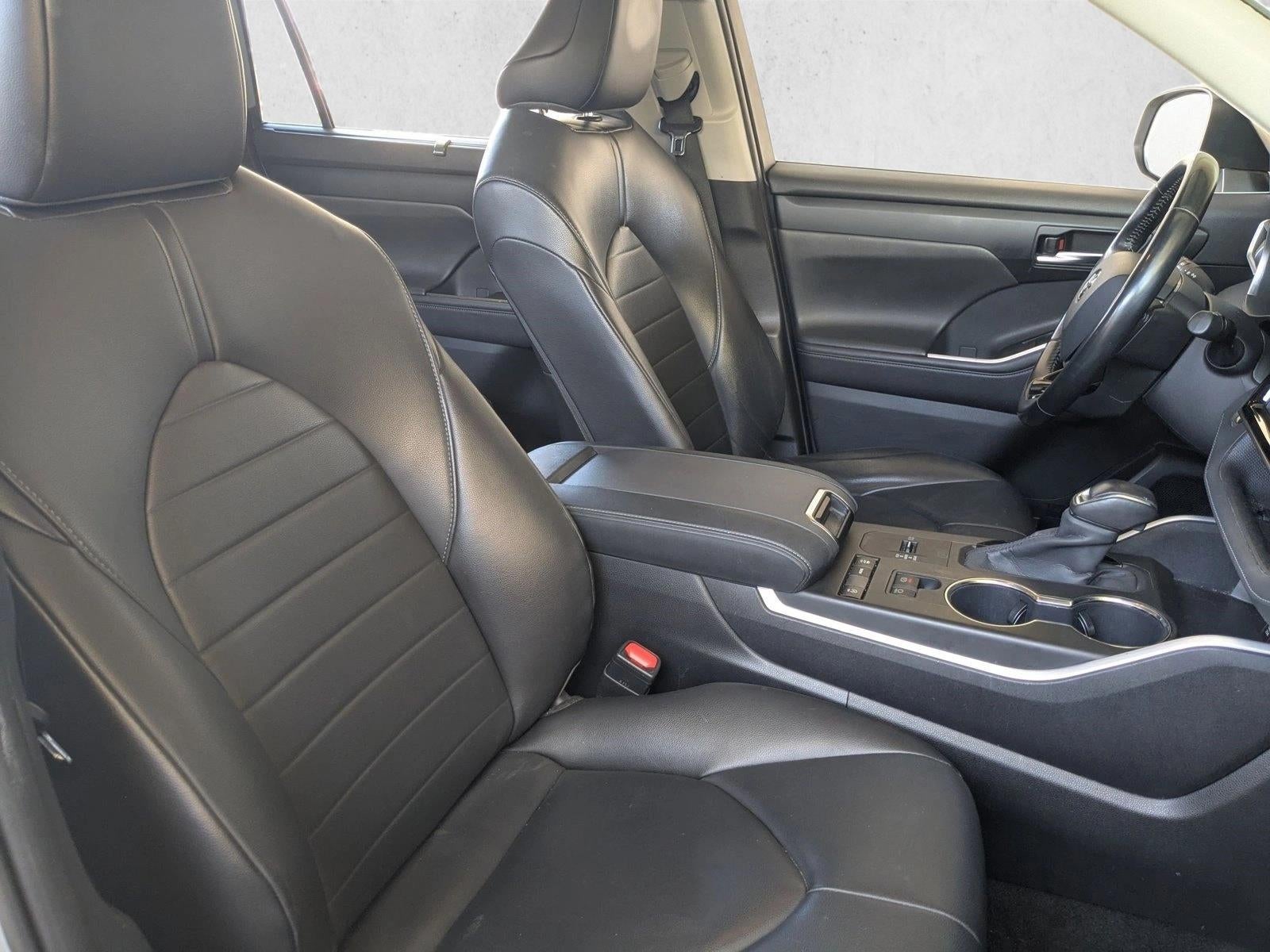 2020 Toyota Highlander XLE FWD (Natl)