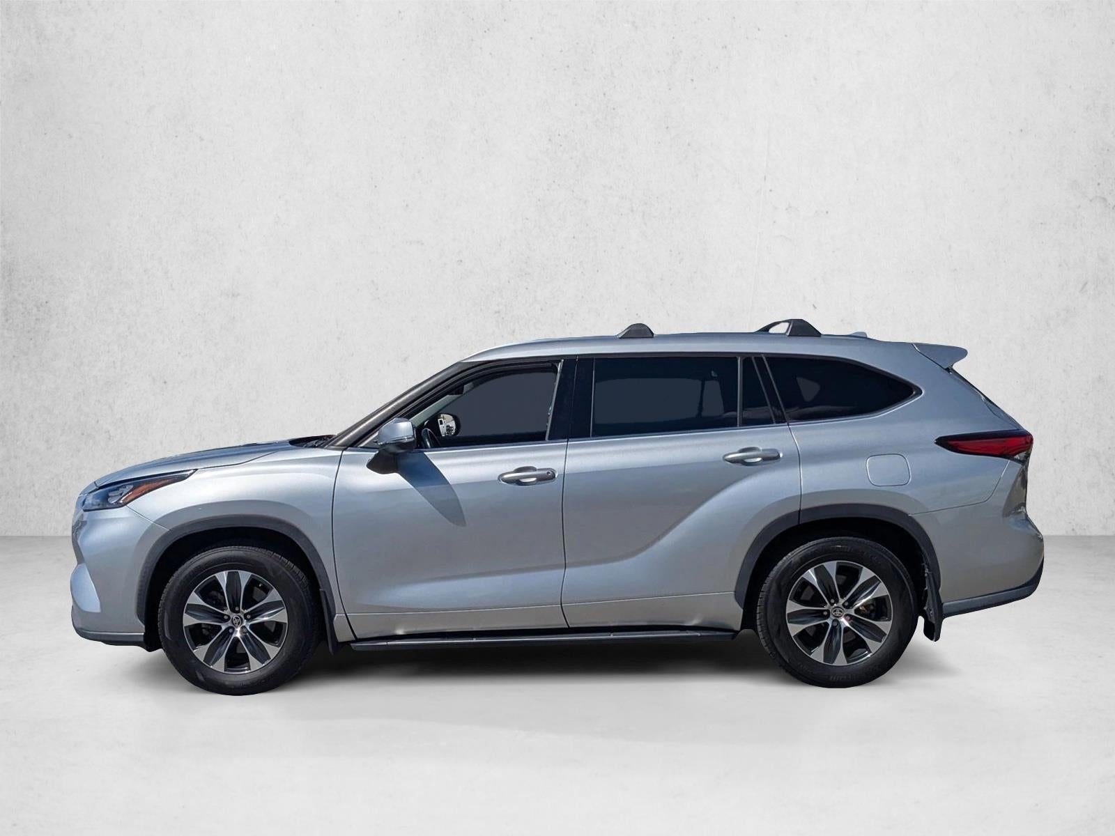 2020 Toyota Highlander XLE FWD (Natl)