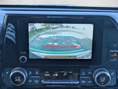 2023 Toyota Highlander XLE FWD (Natl)