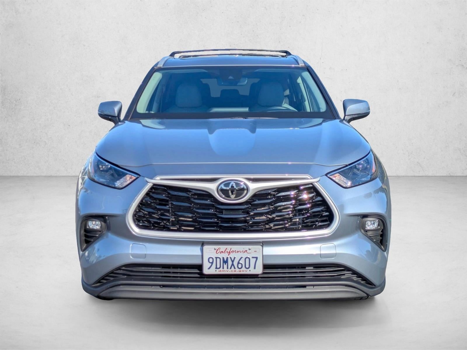 2023 Toyota Highlander XLE FWD (Natl)